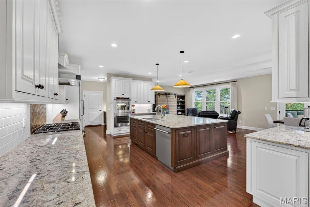 12868 Willow Pond Court