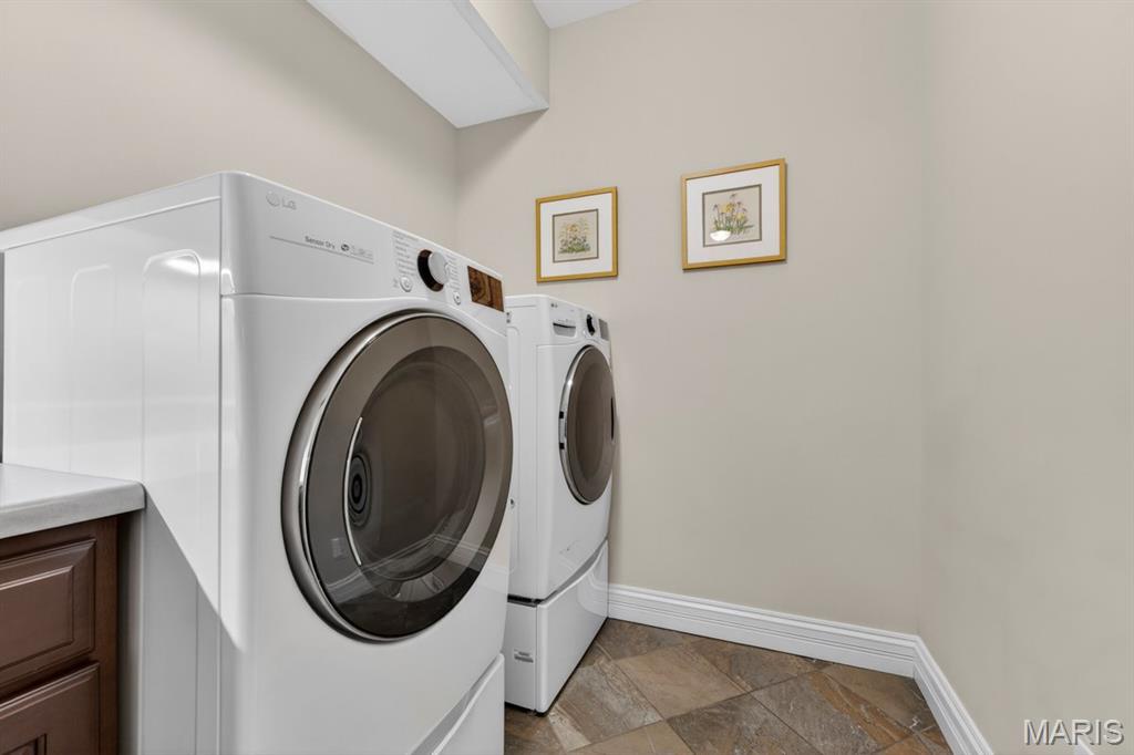 12868 Willow Pond Court