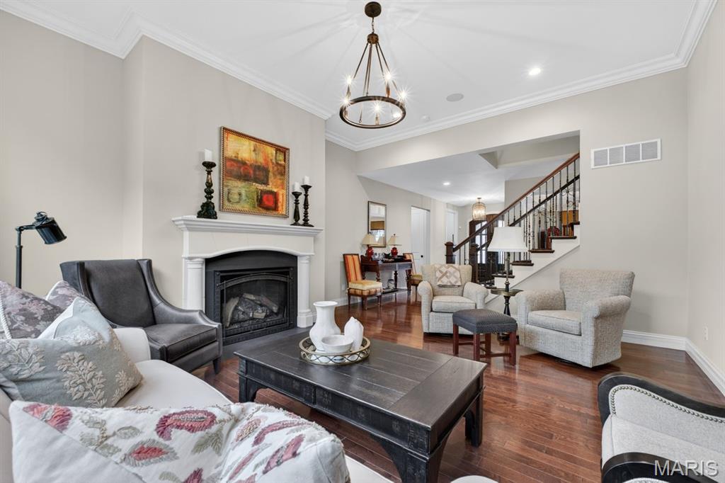 12868 Willow Pond Court