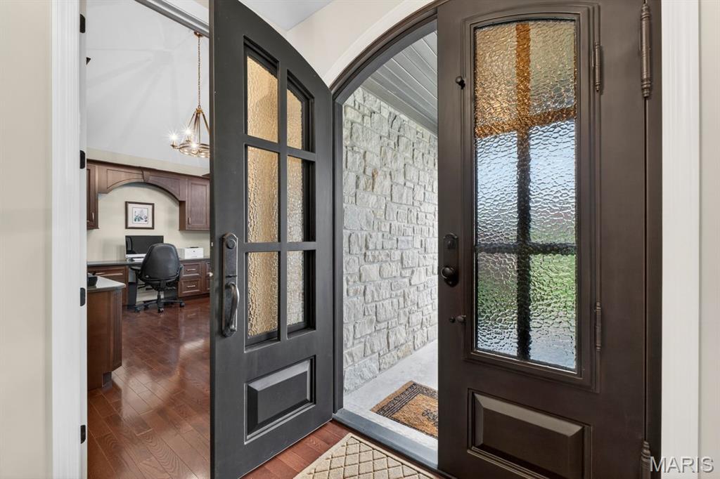 12868 Willow Pond Court