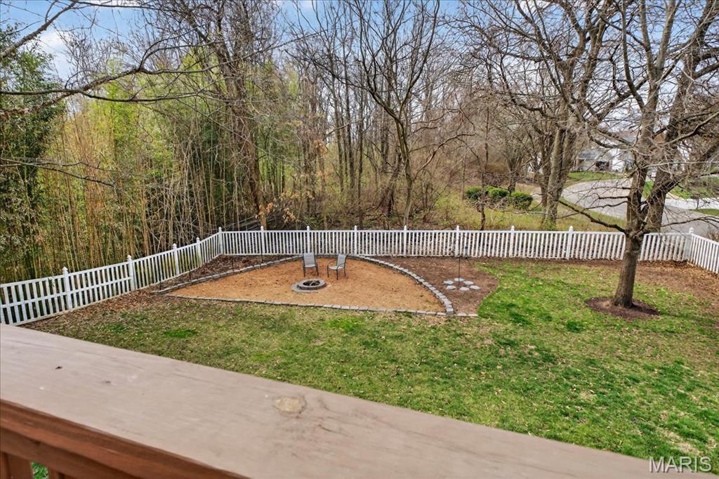 975 Arlington Glen Drive