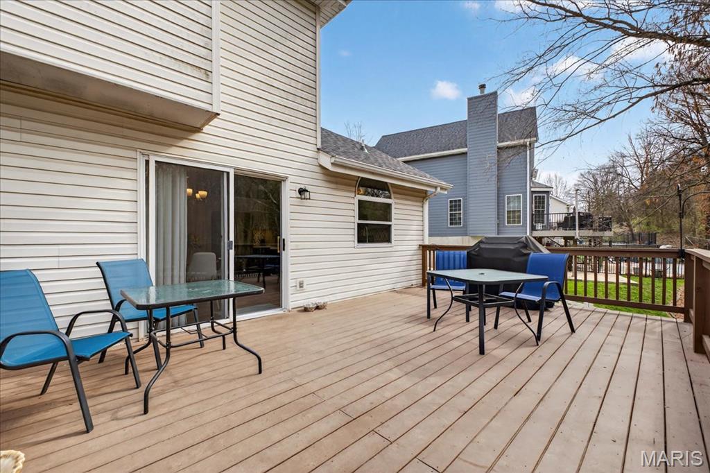 975 Arlington Glen Drive