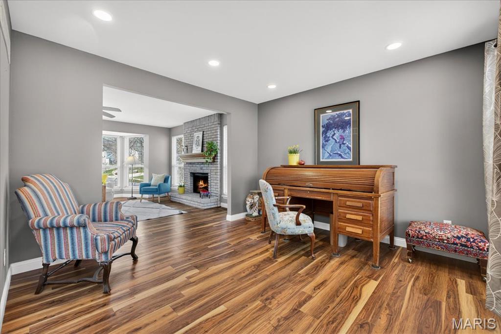 975 Arlington Glen Drive