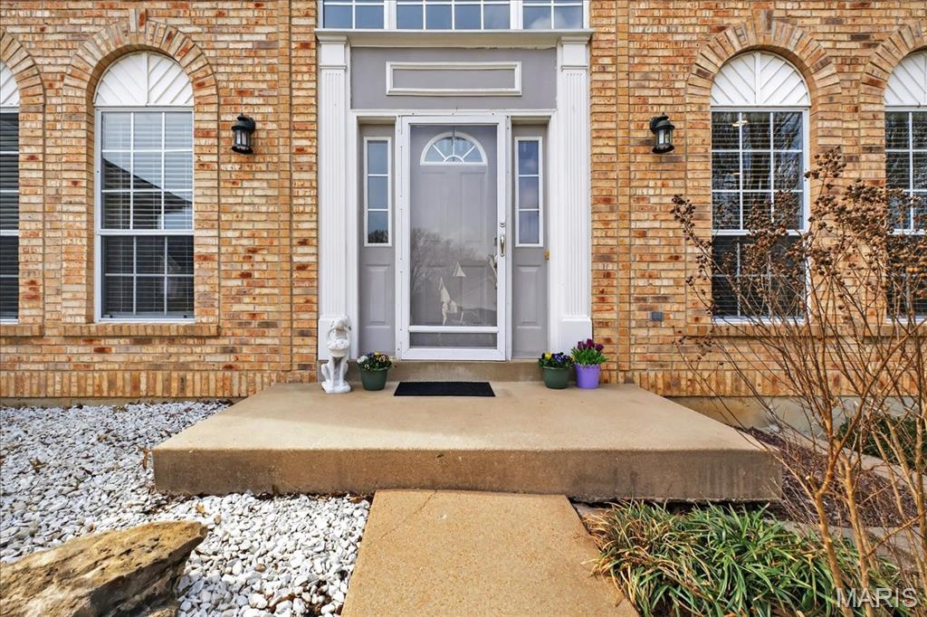 975 Arlington Glen Drive