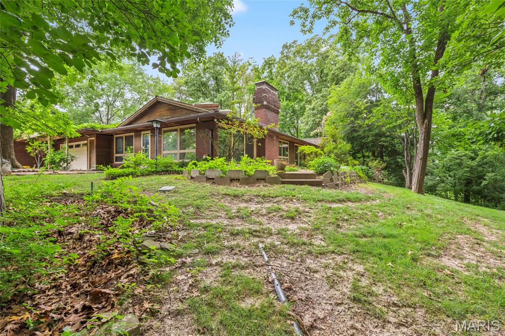 16 Meadowbrook Country Club Estate