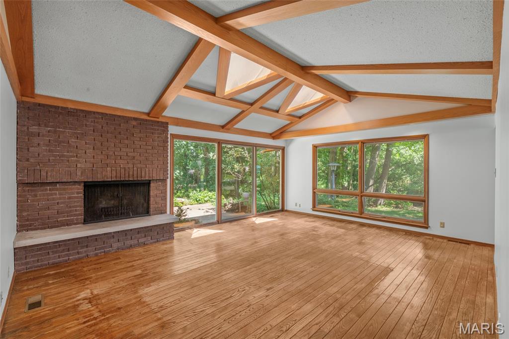16 Meadowbrook Country Club Estate