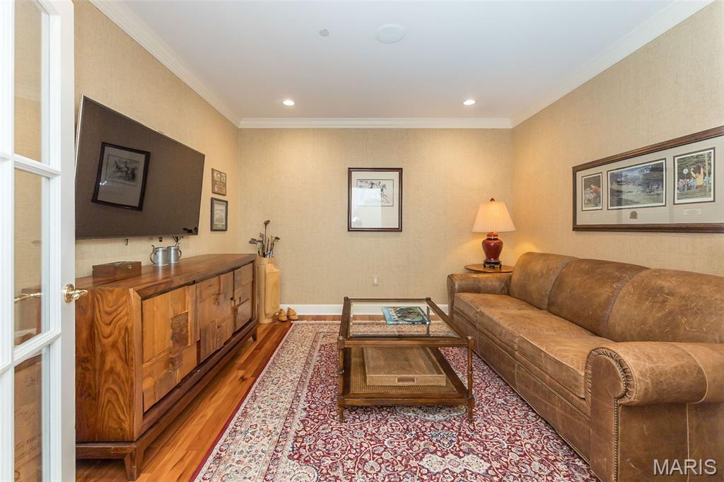 150 Carondelet Plaza Unit: 1701