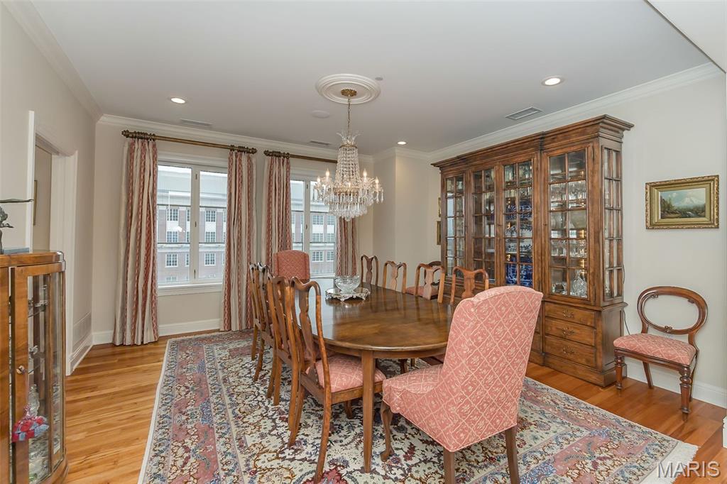 150 Carondelet Plaza Unit: 1701