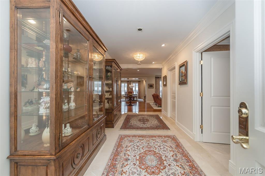 150 Carondelet Plaza Unit: 1701