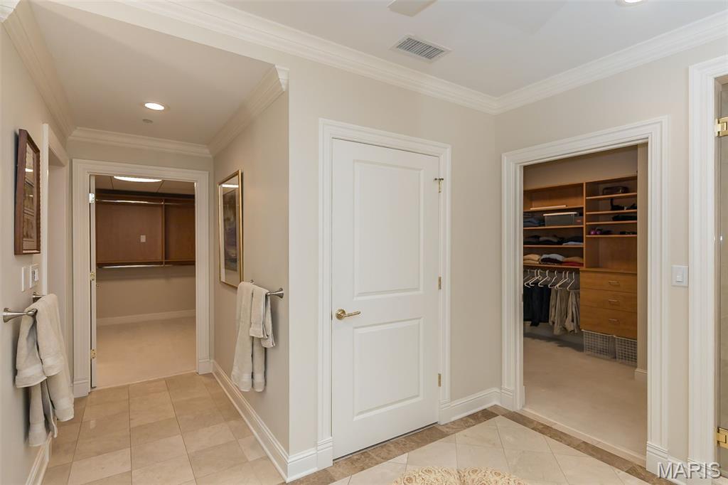 150 Carondelet Plaza Unit: 1701