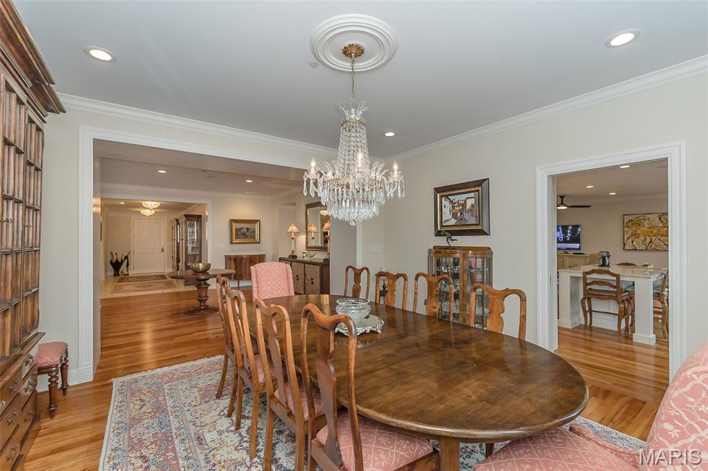 150 Carondelet Plaza Unit: 1701