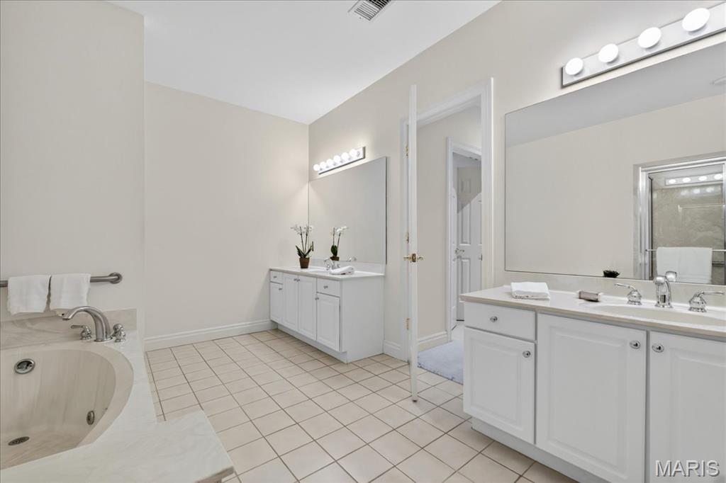 315 N Meramec Avenue Unit: 30