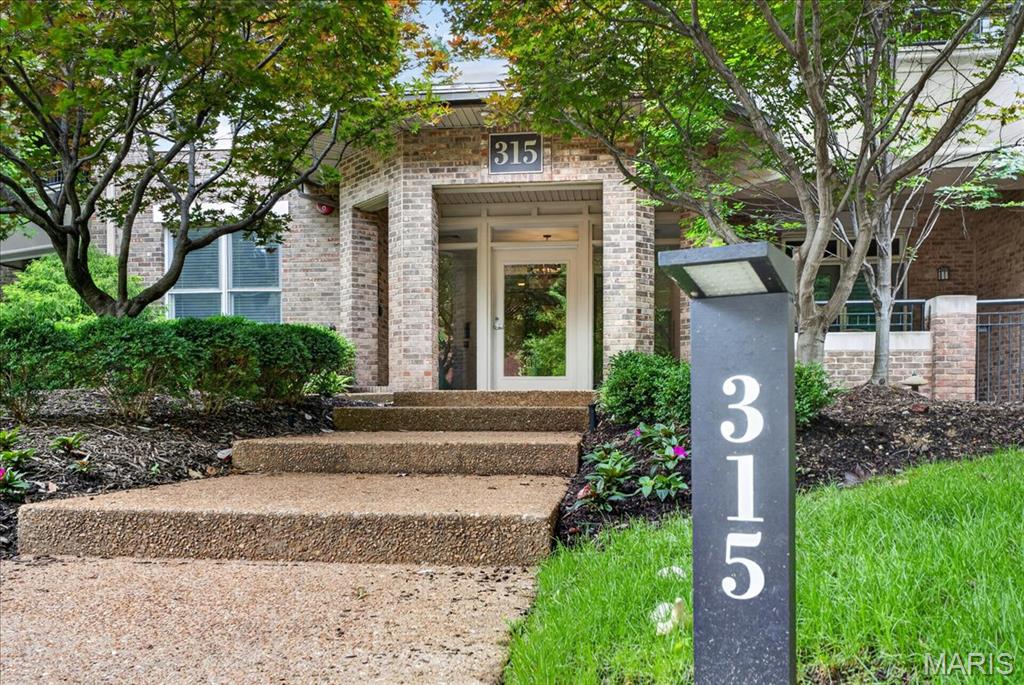 315 N Meramec Avenue Unit: 30