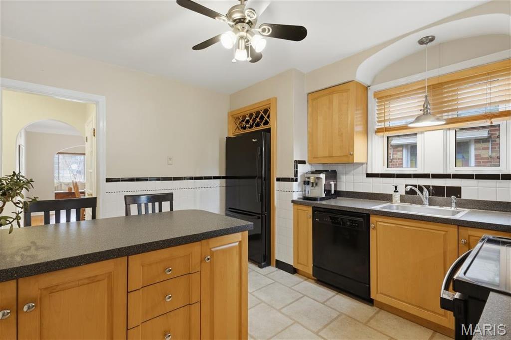 6542 Lindenwood Place