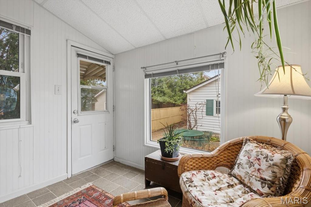 6542 Lindenwood Place