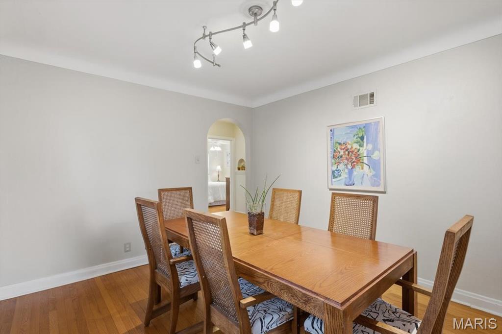 6542 Lindenwood Place