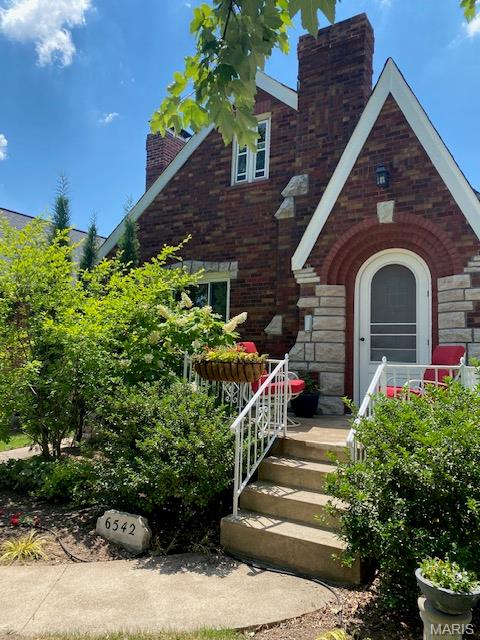 6542 Lindenwood Place