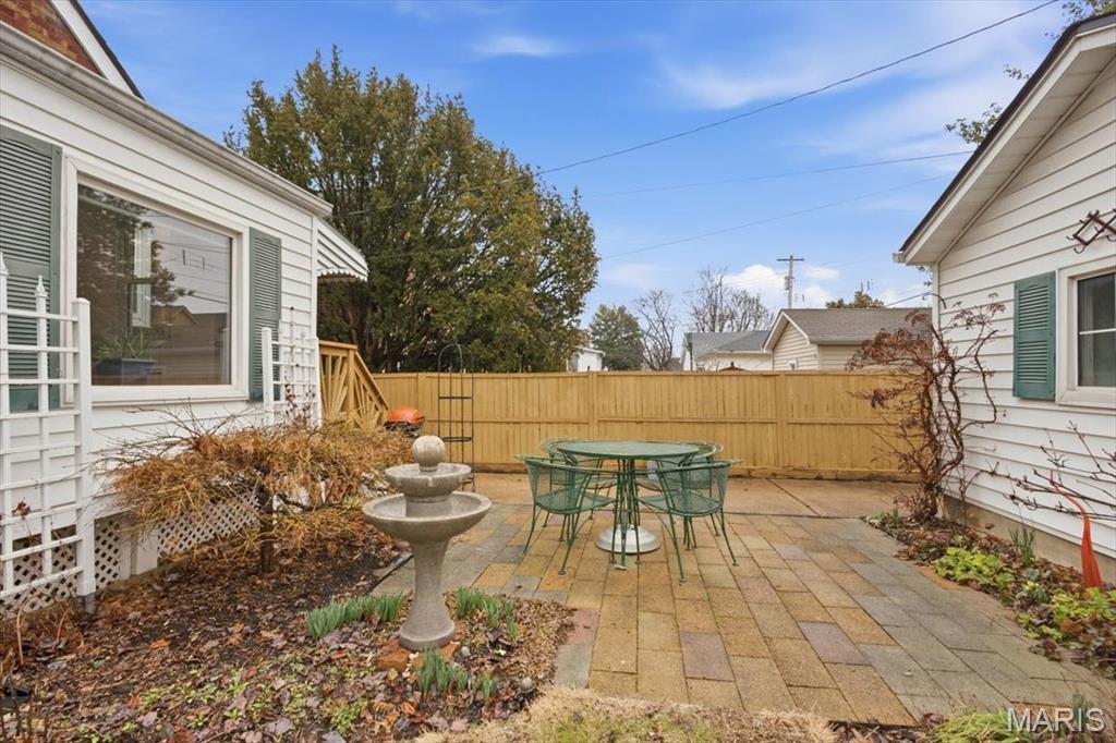 6542 Lindenwood Place