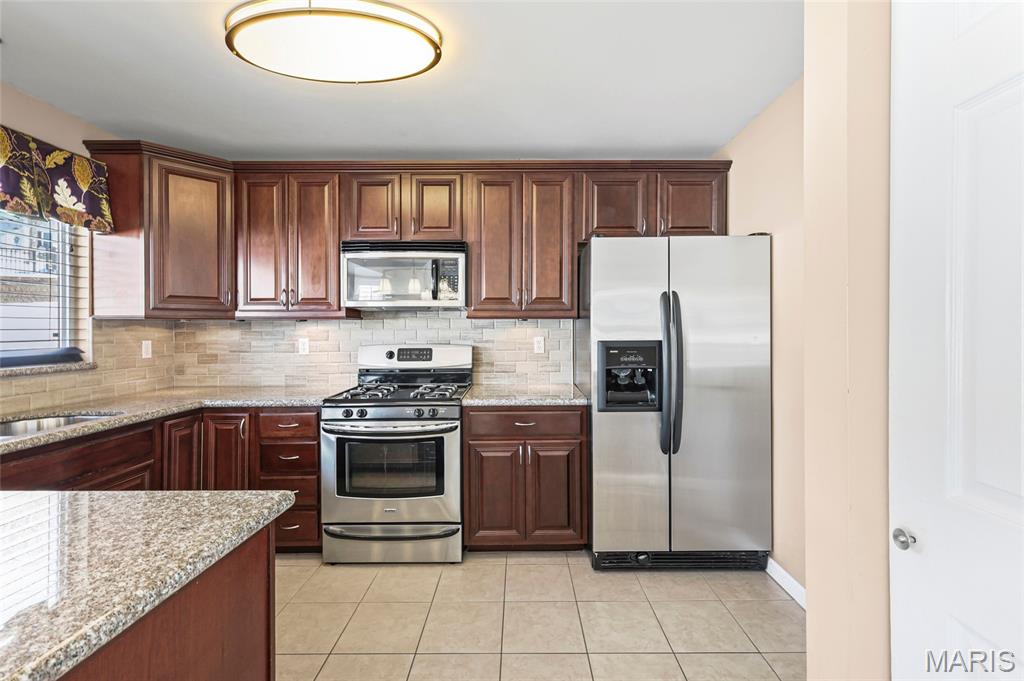 2517 Hidden Meadow Lane