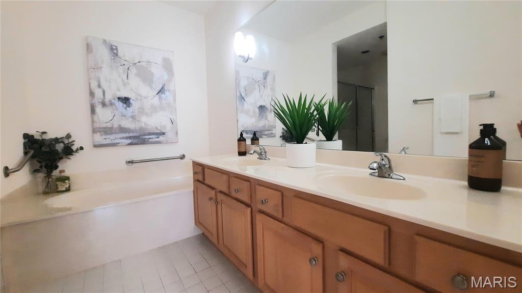 505 North and South, #2B