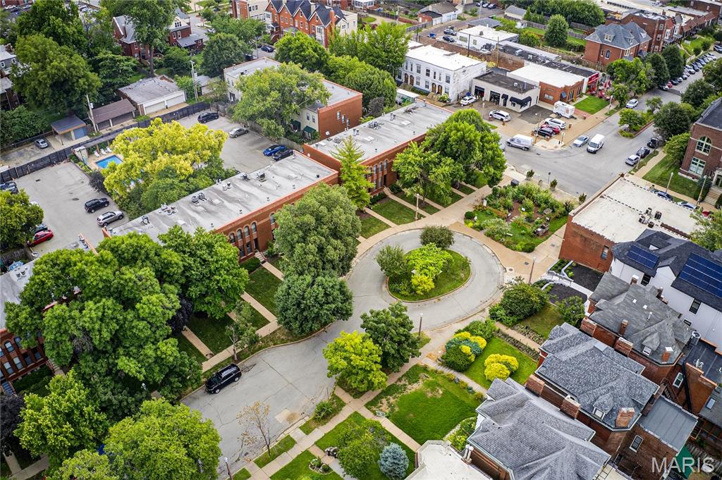 4303 Laclede Avenue Unit: D