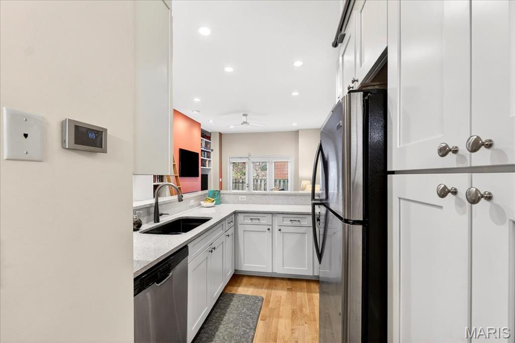 4303 Laclede Avenue Unit: D