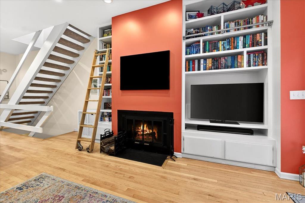 4303 Laclede Avenue Unit: D