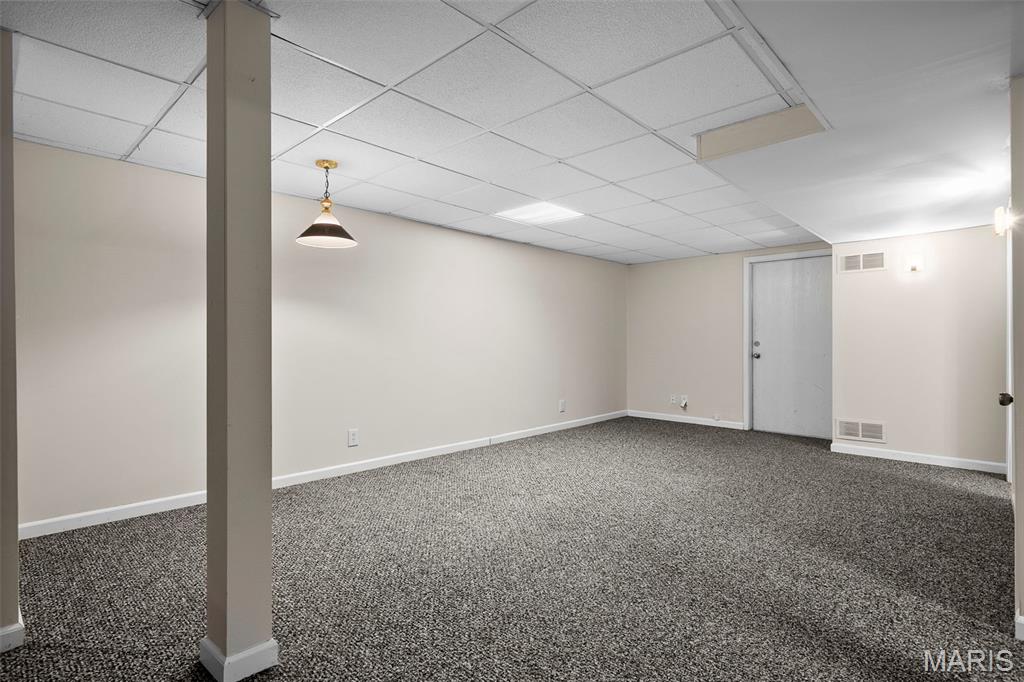 20 White Chapel Court