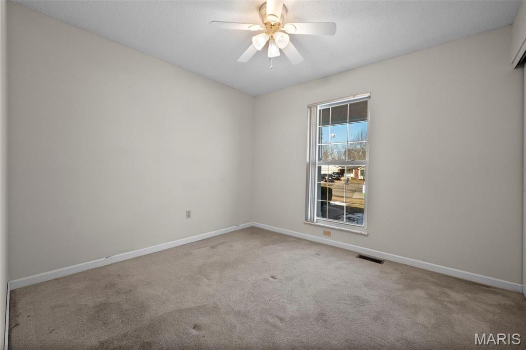 20 White Chapel Court