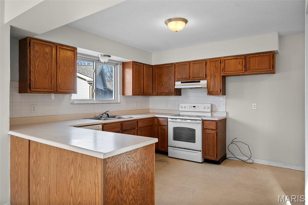 20 White Chapel Court