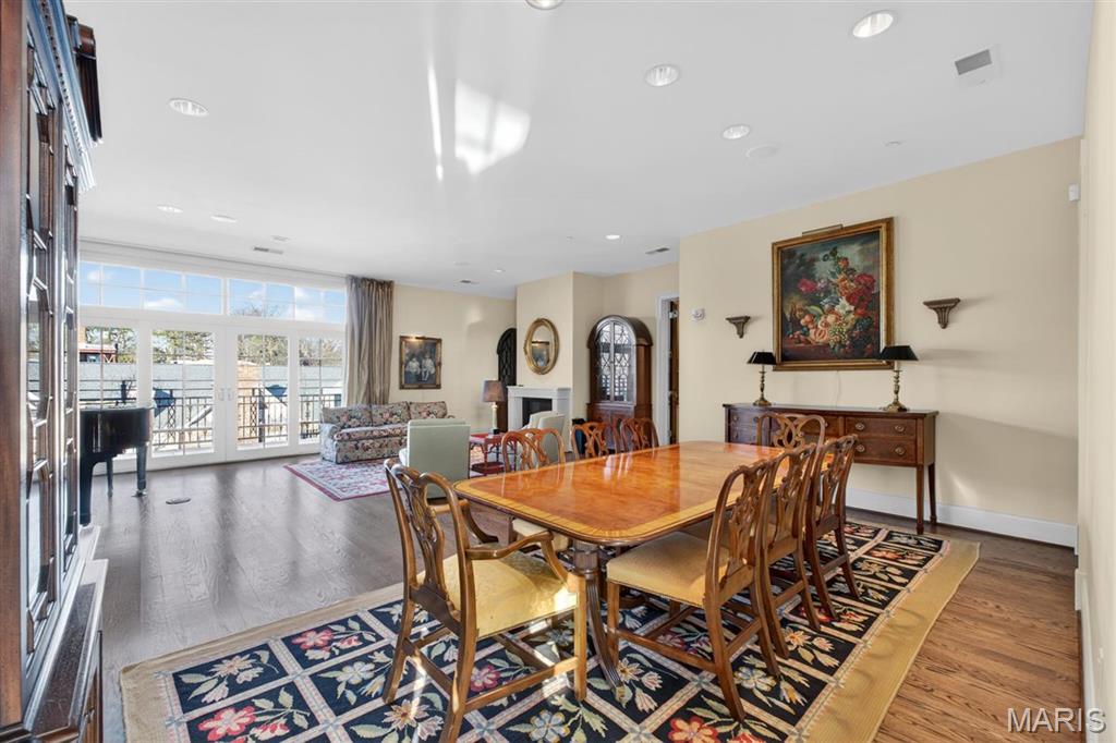 622 Forest Court Unit: 4A