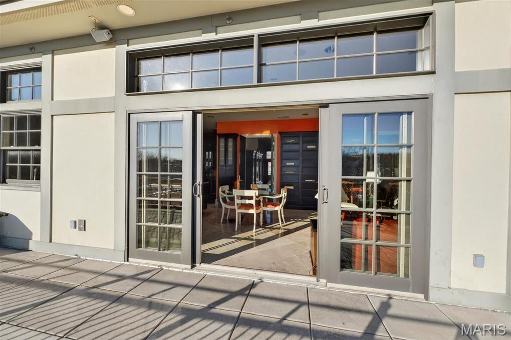 622 Forest Court Unit: 4A