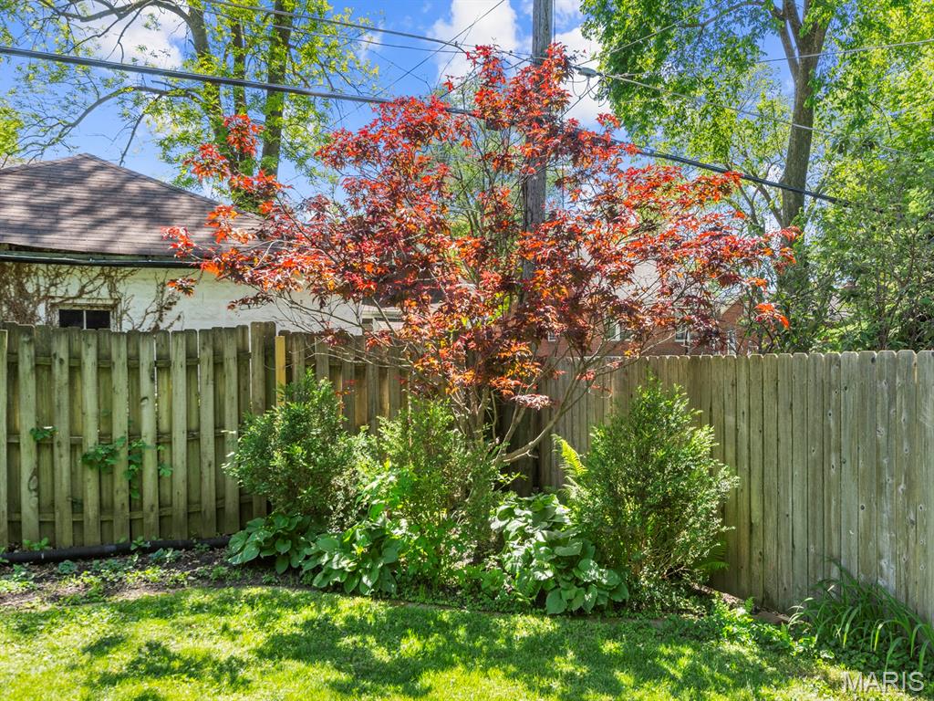 7522 Teasdale Avenue