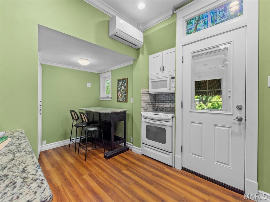 7522 Teasdale Avenue