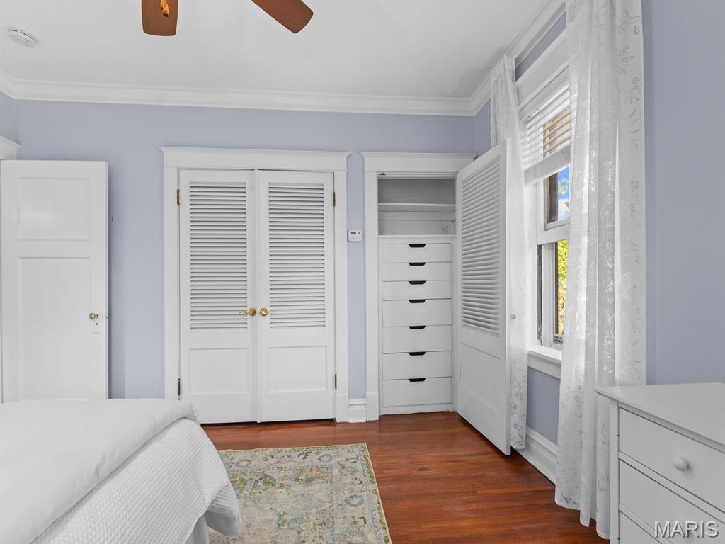 7522 Teasdale Avenue