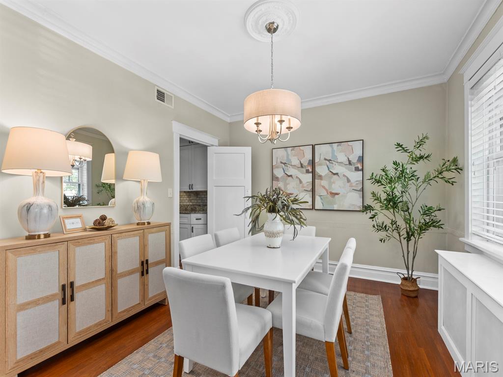 7522 Teasdale Avenue