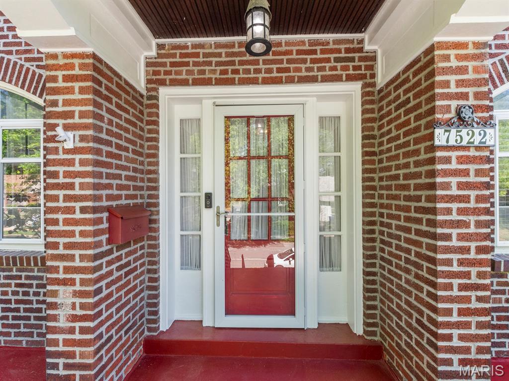 7522 Teasdale Avenue