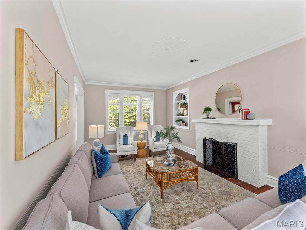 7522 Teasdale Avenue