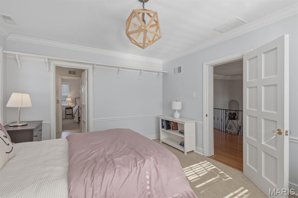 28 Lake Forest Drive