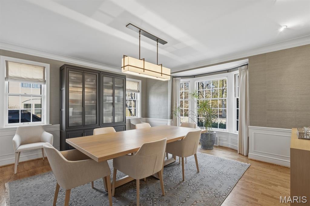 28 Lake Forest Drive