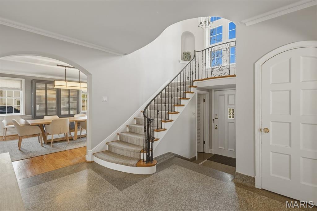 28 Lake Forest Drive