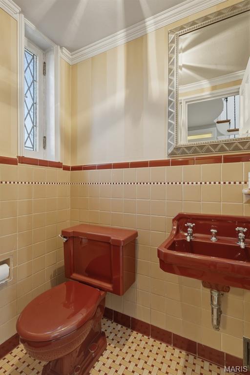 28 Lake Forest Drive