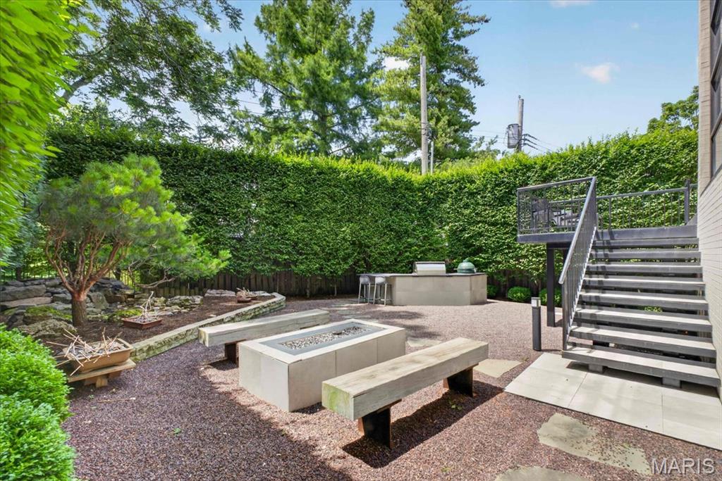 317 N Central Avenue