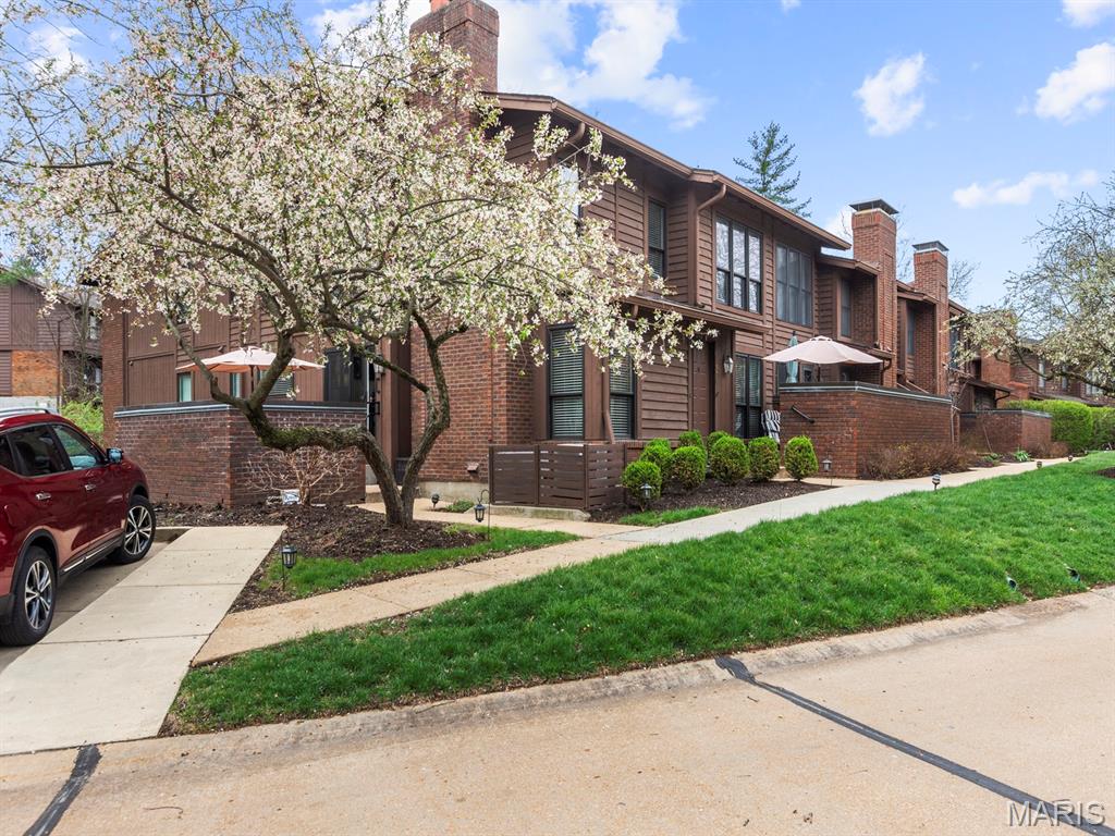 2000 Trailcrest Lane Unit: 2