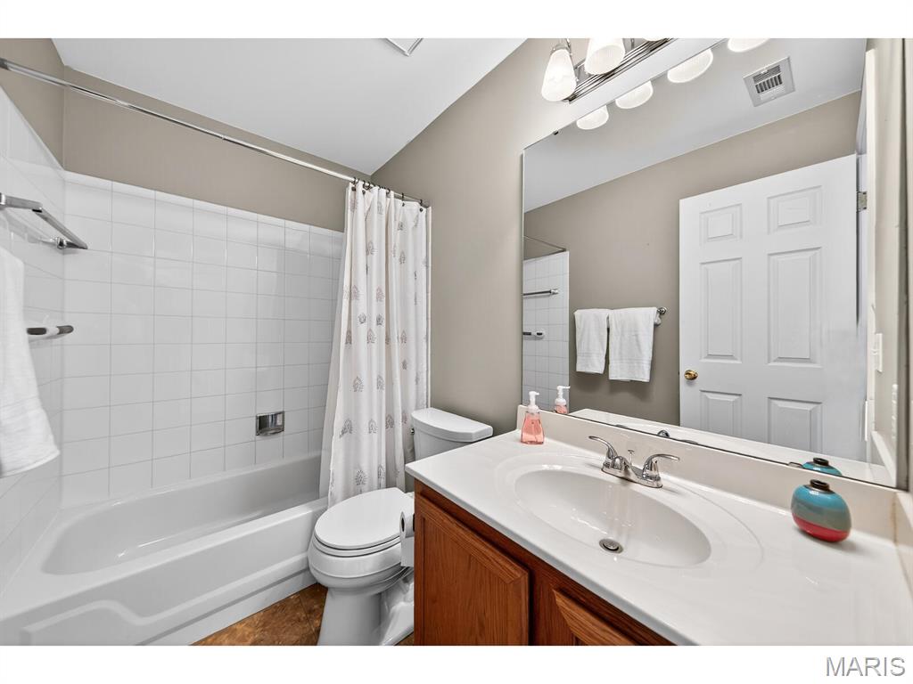 1327 Holgate Drive Unit: C