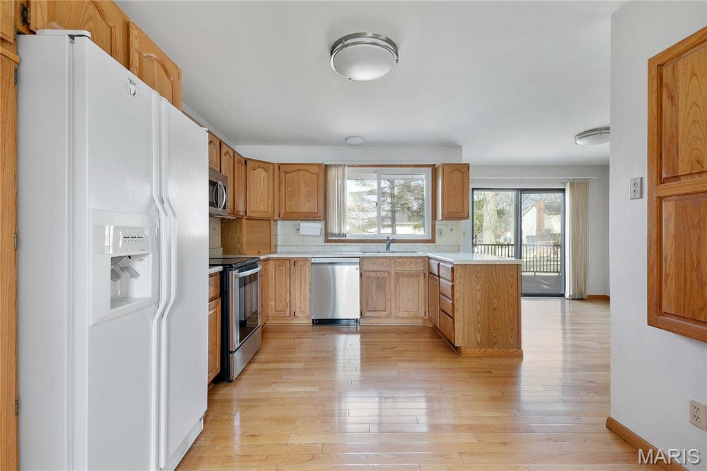 15575 Clover Ridge Drive