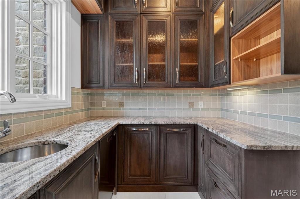 9998 Litzsinger Road