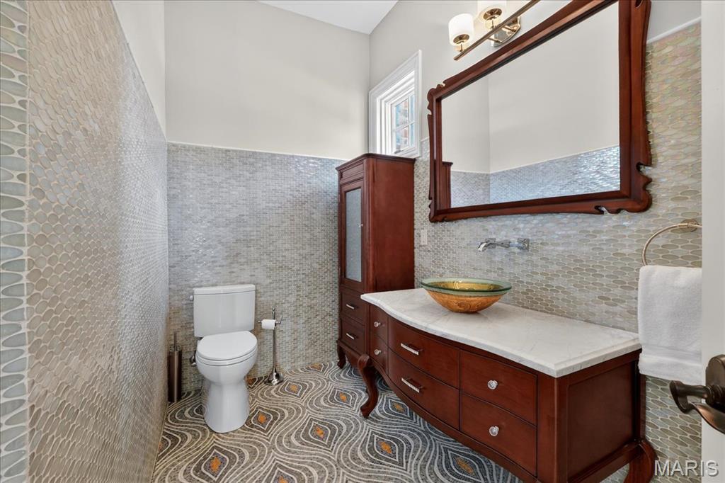 9998 Litzsinger Road