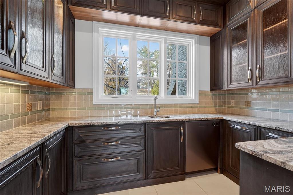 9998 Litzsinger Road