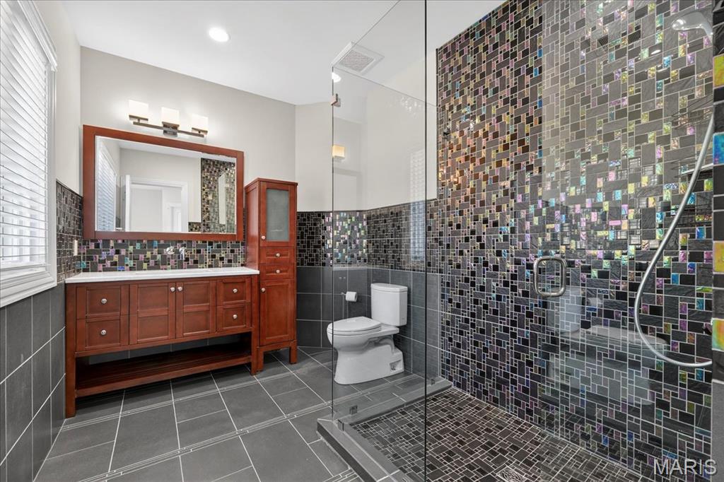 9998 Litzsinger Road